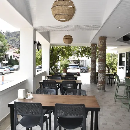 Ξενοδοχείο Magic Tulip Ολουντενίζ