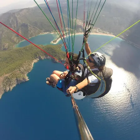 Ξενοδοχείο Magic Tulip 3*